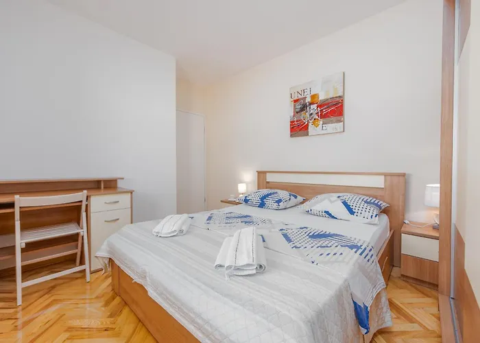 Andu Zadarvillas