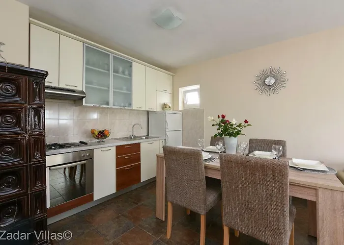 וילה Andu Zadarvillas Skabrnje