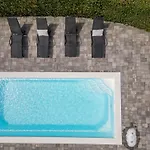 Andu Zadarvillas Skabrnje