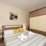 Andu Zadarvillas