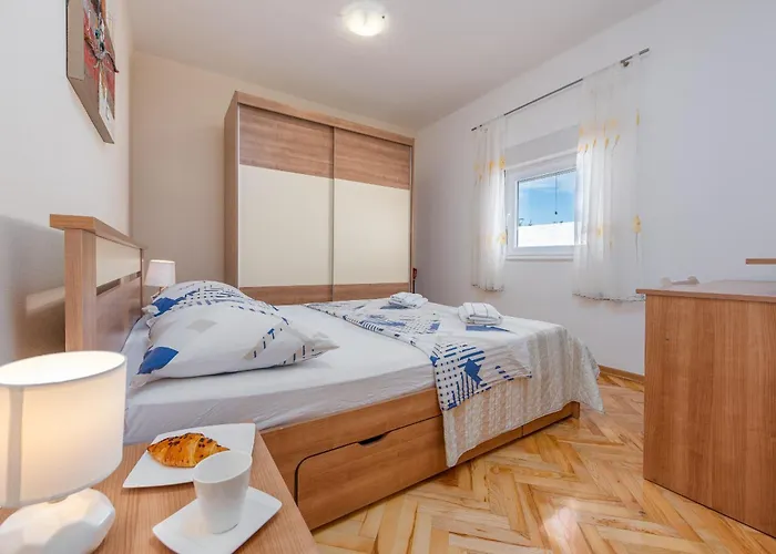 Vila Andu Zadarvillas *