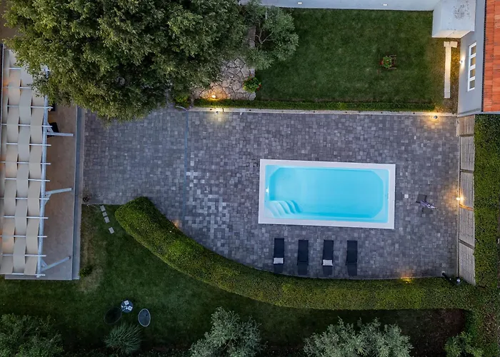 Vila Andu Zadarvillas *